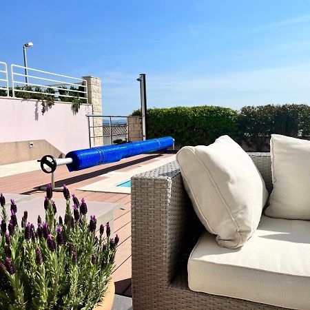 Blue Apartment With Shared Pool Сплит Екстериор снимка